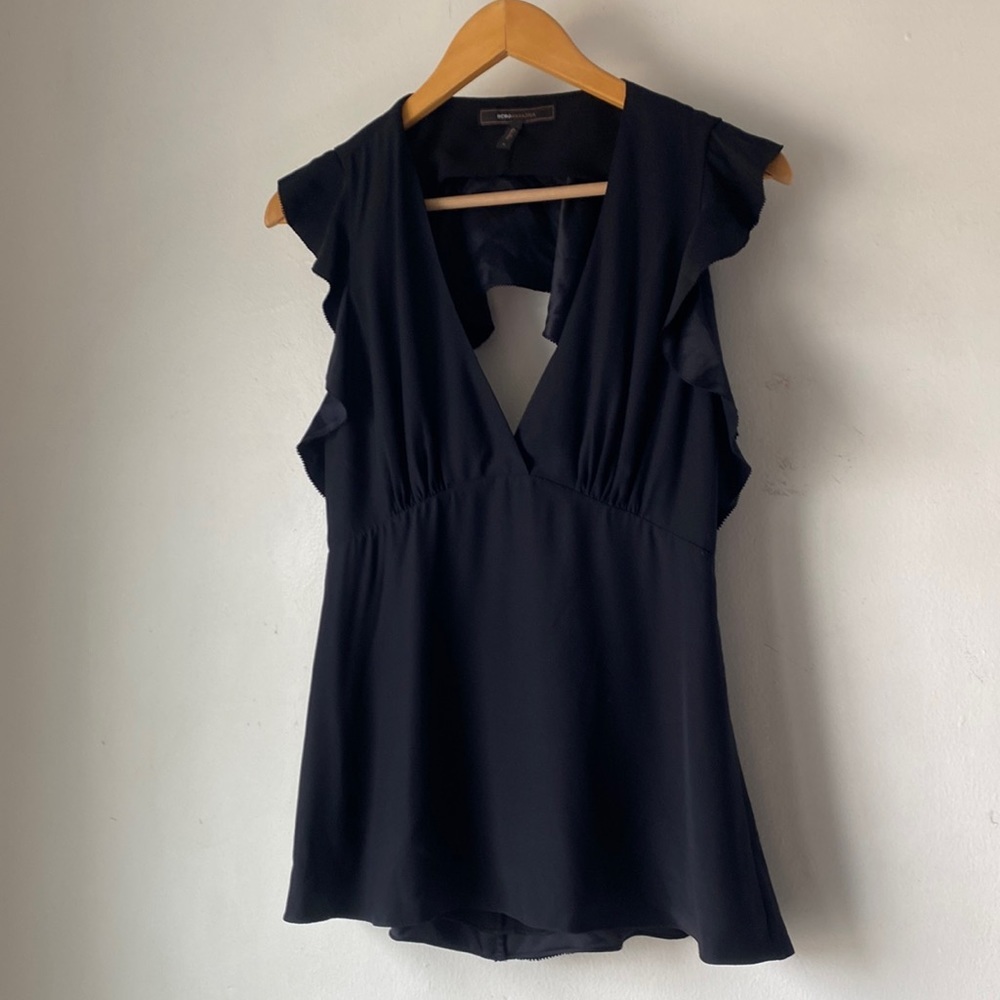 BCBGMaxAzria S Black Silk Ruffled Top